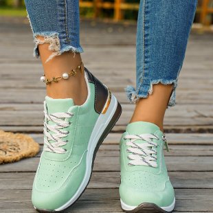 autumn new arrival: plus-size wedge heel casual sneakers, sizes 37-44. wholesale available. dropshipping to  and