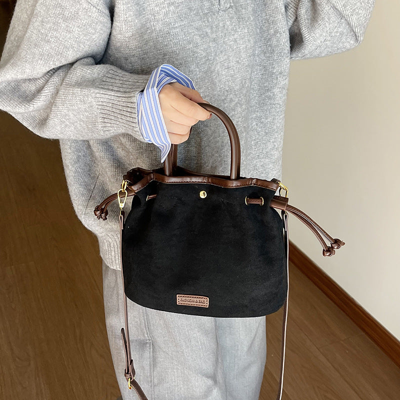classy sense retro small bag for women 2025 fall and wintercasualaccessible luxury crossbody bag large capacity frosted bucket bag