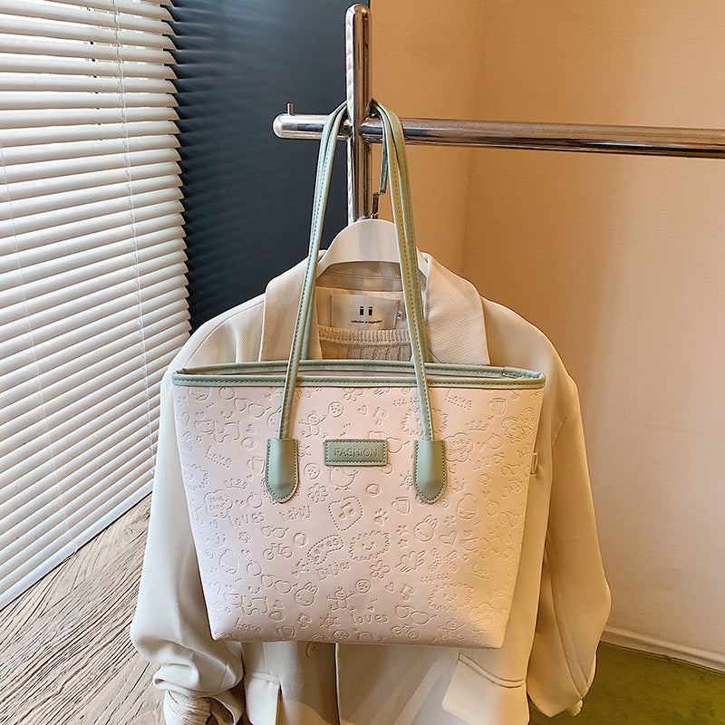 Large capacity korean style shoulder bag for women, 2026 spring new arrival, minimalist fashion handbag, versatile commuter tote bag