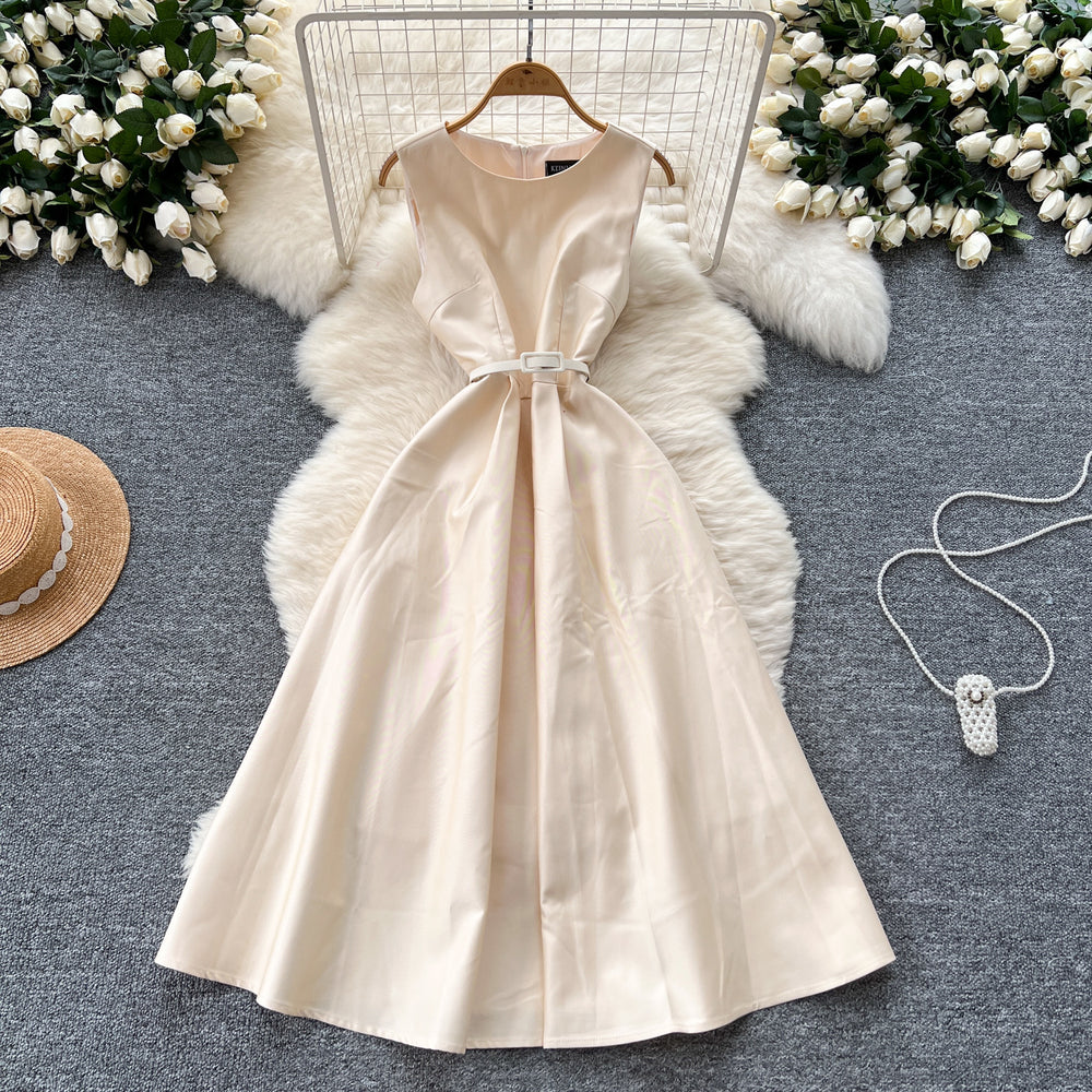 French style mini dress for women, summer , high-end design with belted waist, round neck, sleeveless, a-line maxi dress