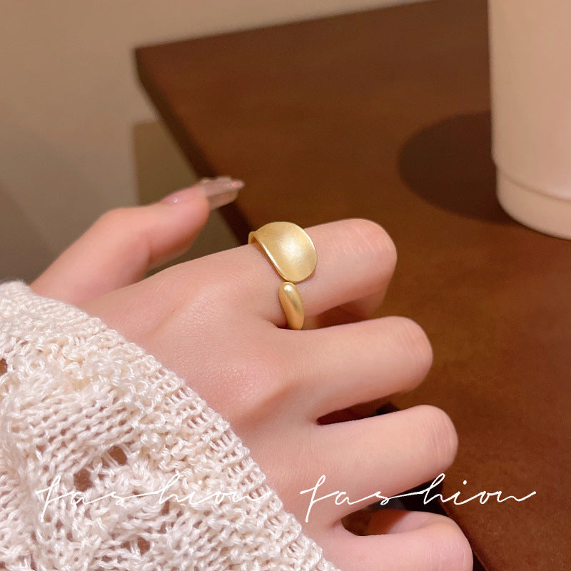 Irregular gold matte ring - women's unique design, minimalist style, index finger ring, light luxury, high-end adjustable ring
