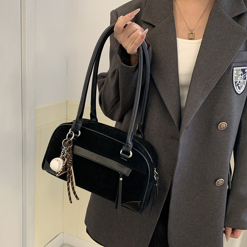 Autumn retro suede portable bowling bag women's 2025 new niche underarm bag large-capacity shoulder bag