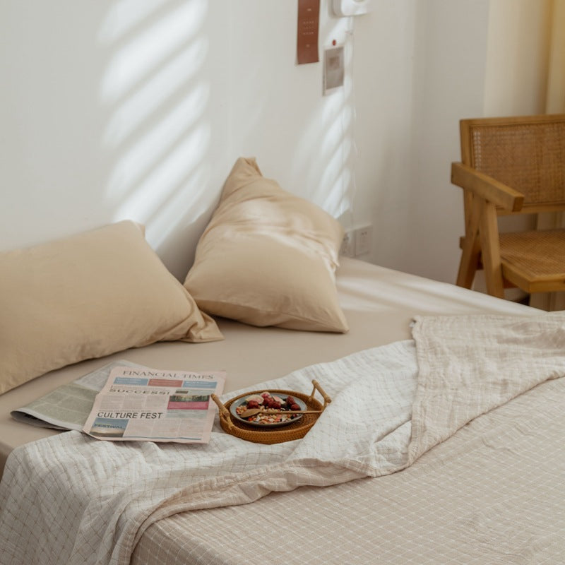 Three-layer gauze quilt adult cotton yarn Xia Liang quilt blanket summer thin towel quilt pure cotton single sheet