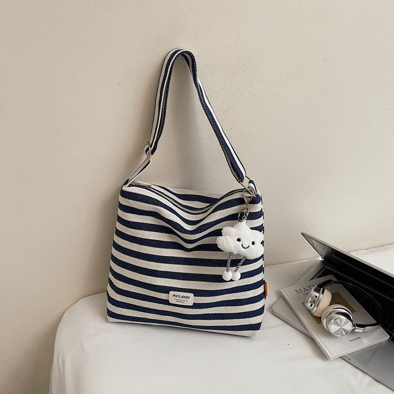 Cross-border striped bag women's large capacity 2025 new summer versatile casual messenger bag college student class tote bag