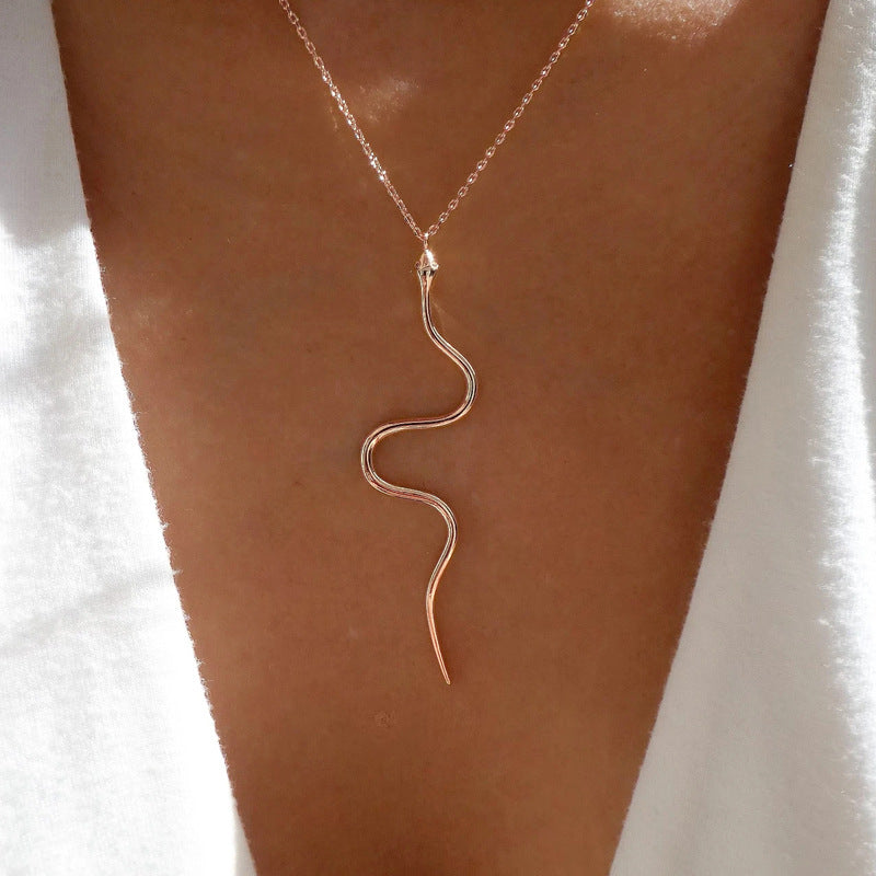 Wholesale snake necklace fashion jewelry - european & american style, summer electroplated, unique & trendy, vintage snake pendant, sweater chain for women