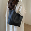 2026 spring new woven texture bag women's minimalist versatile underarm bag large capacity commuter tote shoulder bag