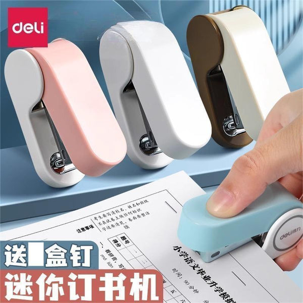 Deli TA201 Mini Stapler Small Stapler for Students Portable Home Labor-saving Stapler Cover
