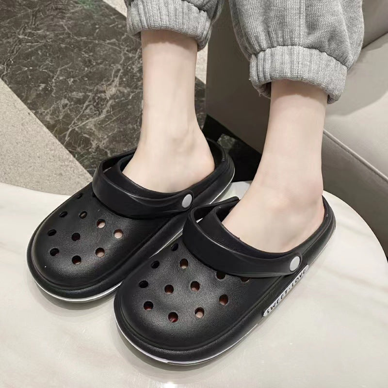 2022 new arrival rubber and plastic shit-feeling fashion women's clogs, lightweight non-slip toe shoes, inner and outer wear sandals