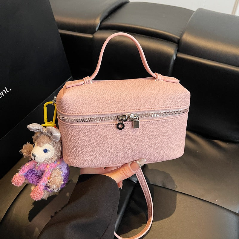 2025 summer new lunch box bag fashionable and simple women's bag commuting to work portable box bag crossbody small square bag