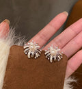 Sparkling zircon silver-white pearl firework stud earrings - women's luxury, high-end, unique design, fashionable commute accessories