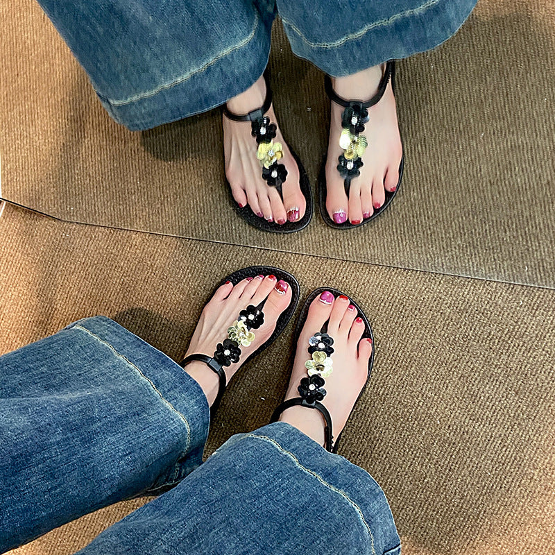 New women's flip-flop sandals: summer fashion, trendy open-toe beach sandals with buckle straps and roman-style sequin detail – perfect for outdoor wear