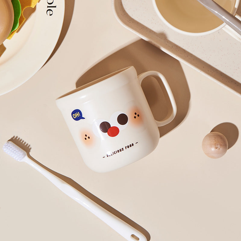 High-style mouthwash cup, perfect for home use. this creative toothbrush cup is ideal for students and features a convenient, portable design