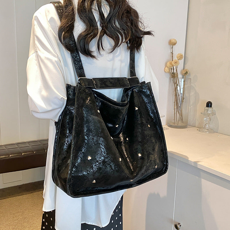 Crushed ice love large capacity tote bag women's new niche design shoulder messenger bag commuter backpack