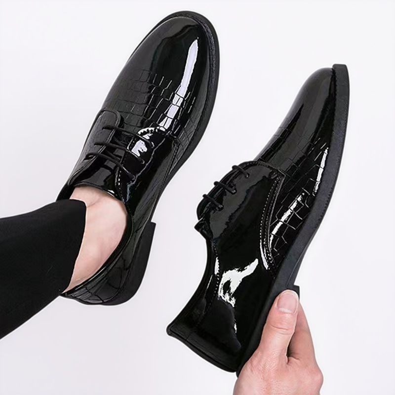 Versatile black business casual leather dress shoes for men - lace-up work shoes, wedding shoes, fashionable men's shoes, patent leather