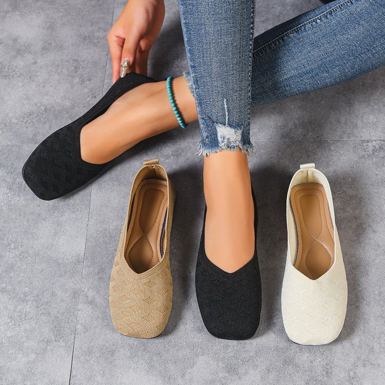spring new arrival: plus-size flat loafers for women (sizes 36-43). wholesale available. dropshipping to  and