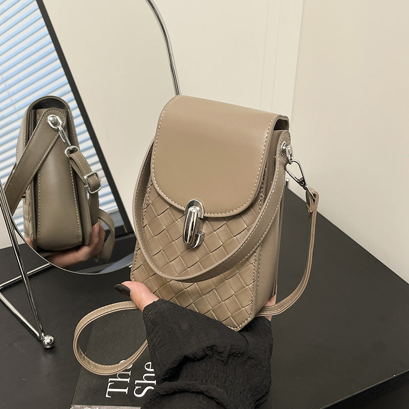 Foreign trade mobile phone bag women's 2025 new versatile small bag high sense foreign style shoulder messenger bag design sense small square bag
