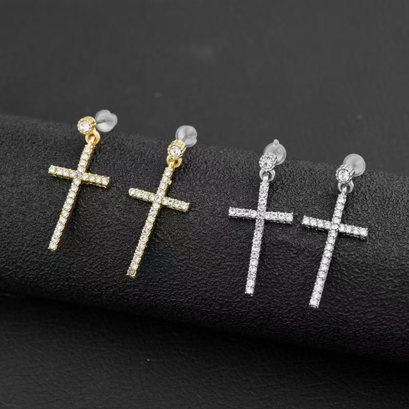Amazon cross-border hot seller: 925 sterling silver moissanite stud earrings - unisex cross design, d color moissanite earrings