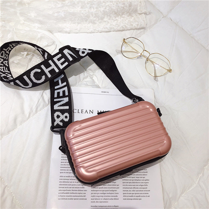 PC material hard shell enterprise gift cosmetic bag personalized portable waterproof overnight bag large-capacity storage box manufacturer