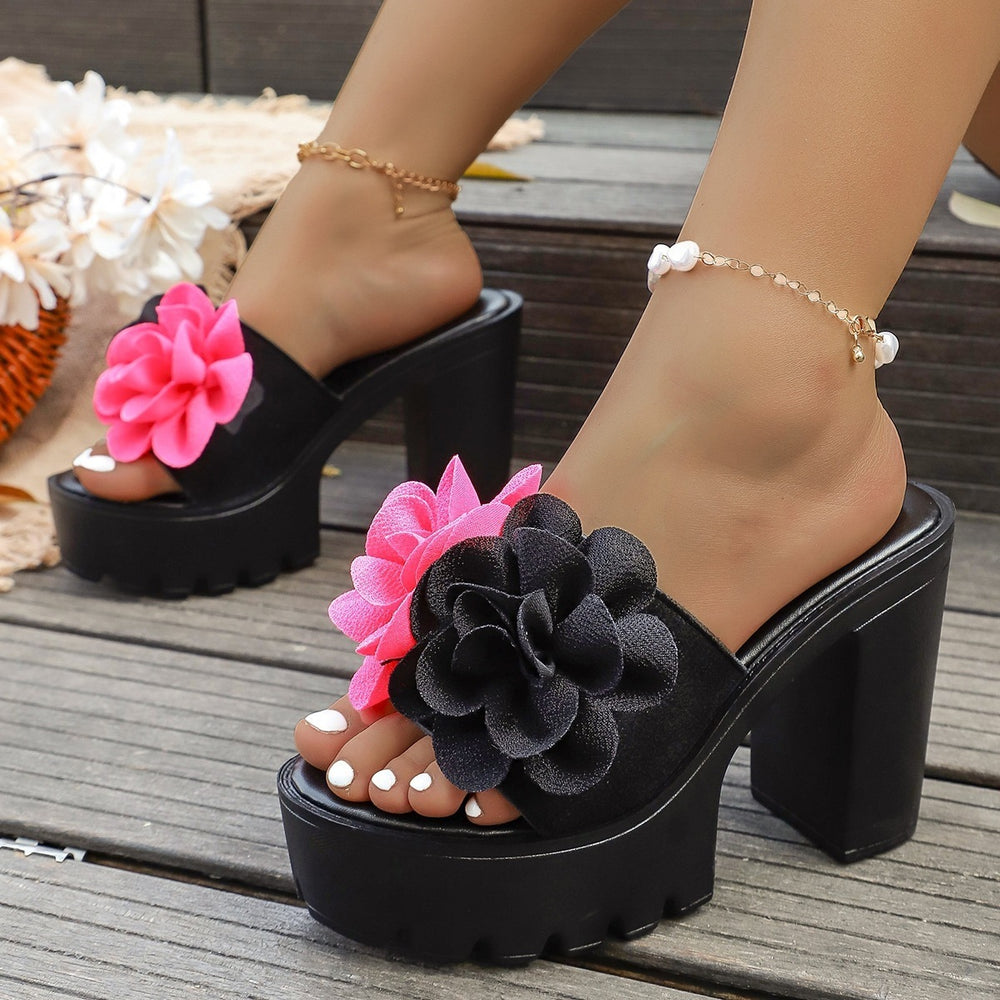Plus size women's sandals for export -  summer new arrival: one-strap, floral appliqué, wedge heel, thick-soled beach slippers for cross-border e-commerce