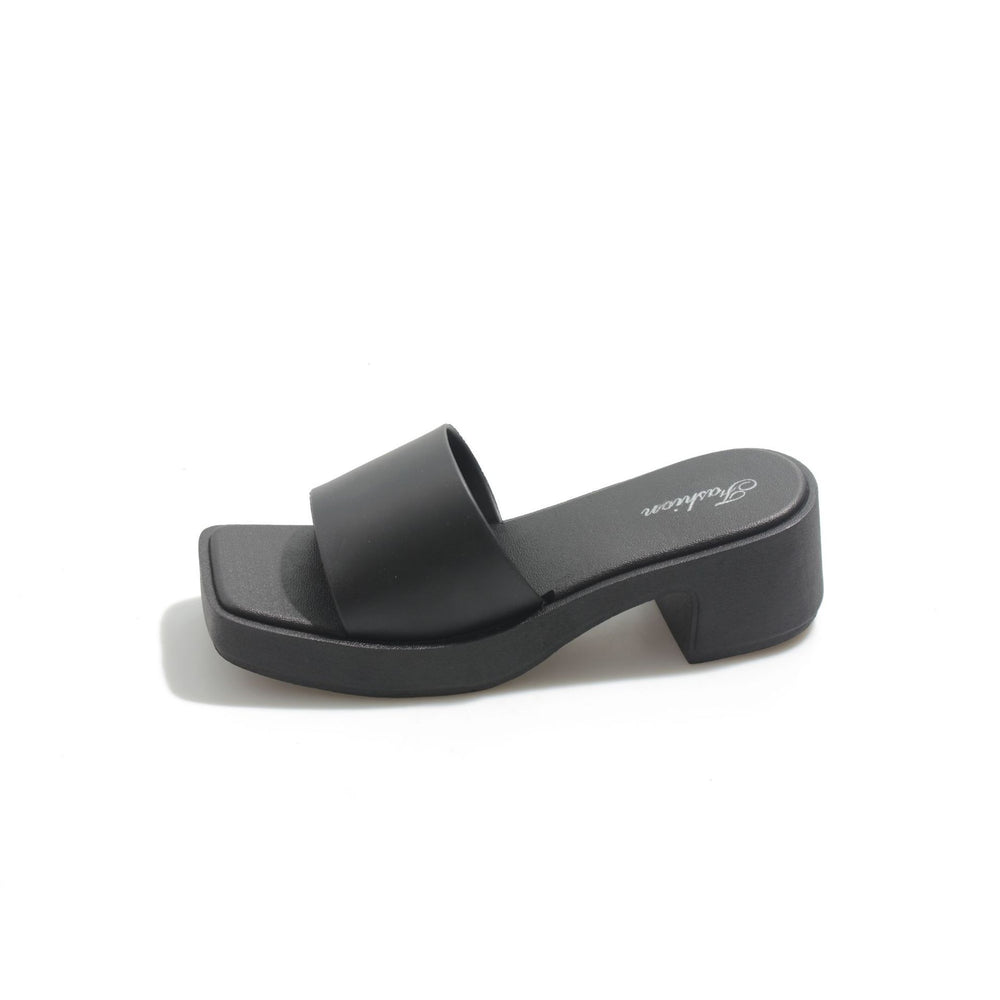 hot-selling 2025 new wedge heel slippers for women, summer outdoor wear, thick-soled, non-slip, fashionable, versatile, mid-heel sandals for export