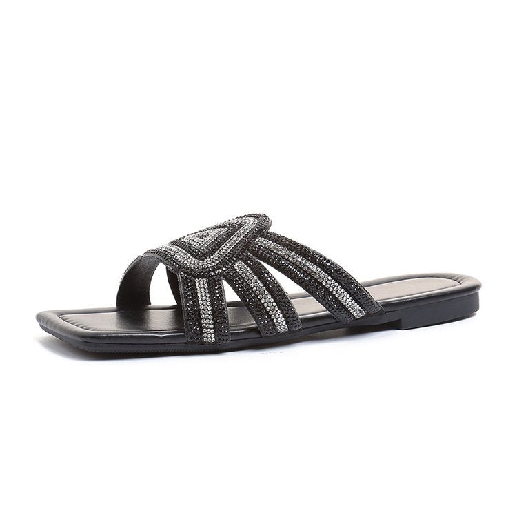 summer new arrival: plus-size women's flat slippers for cross-border e-commerce. available in sizes 35-43. wholesale options available. dropshipping to  and