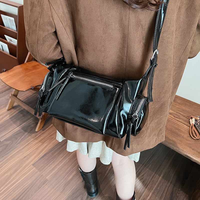 Cross-border retro old armpit bag Spice girl shoulder messenger bag washed soft leather multi-zipper dual-purpose bag function