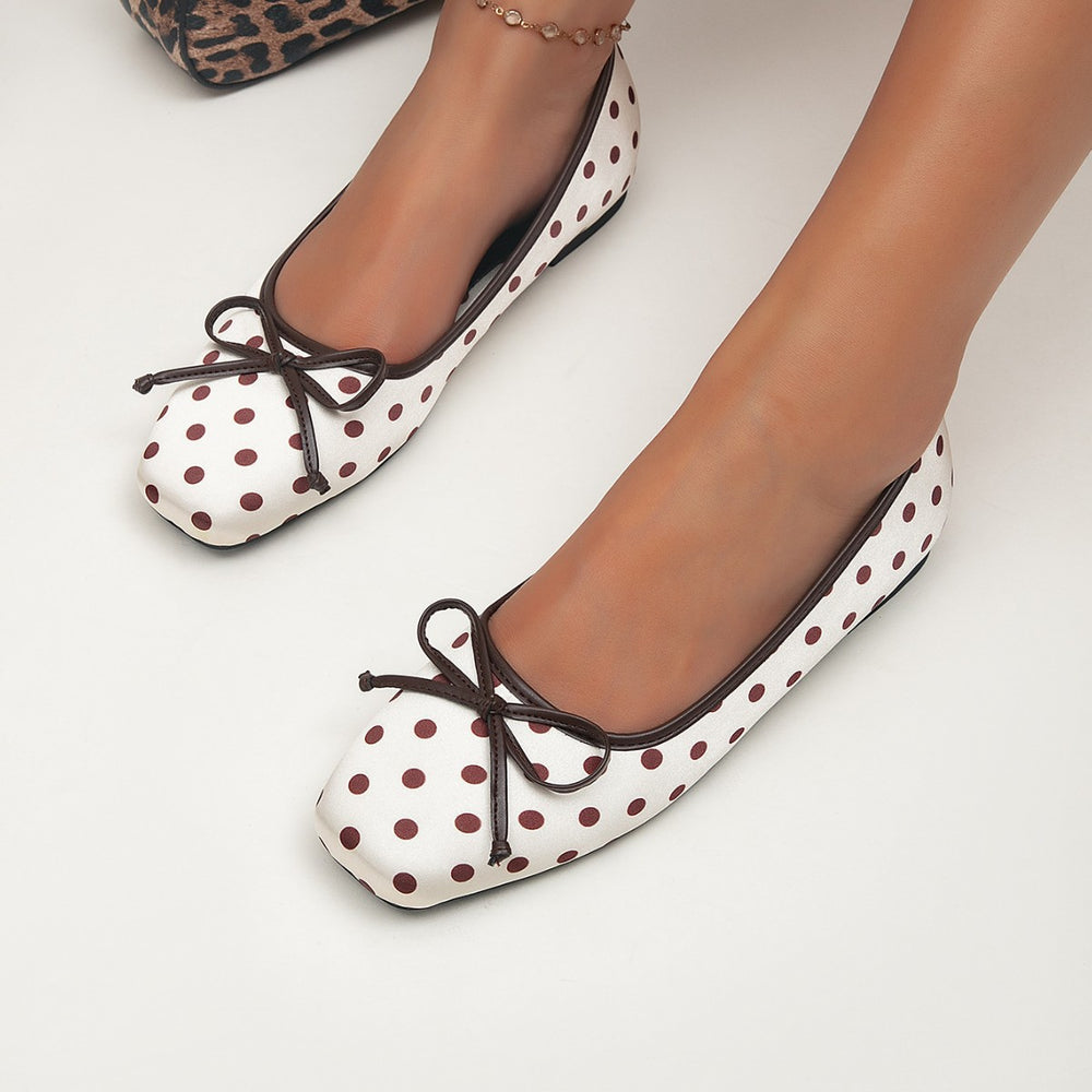 Retro hong kong style hidden heel polka dot square toe flats women's 2026new arrival shallow mouth evening wind bows ballet shoes
