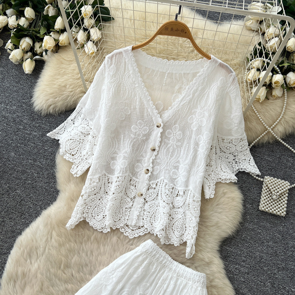 French chic lace cutout two-piece set for women -  summer new arrival: short-sleeve slimming sun protection shirt set