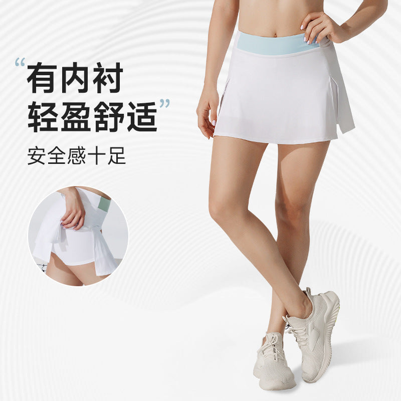 Ready-to-ship green athletic tennis skirt, european and american style solid color running fitness split skirt, quick-dry tennis skort with skirt hem