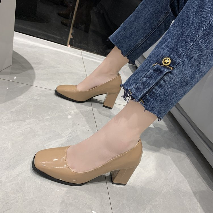 High-heeled casual women's shoes, spring 2026 new collection, fashion square toe block heel, wholesale foreign trade sizes 42-43 plus size women's shoes