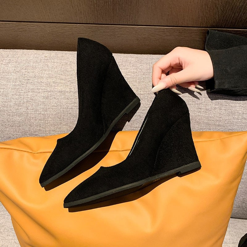 Plus size pointed-toe flats for women, spring/autumn 2025 new collection, wedge heel, korean style, minimalist chic, professional work shoes