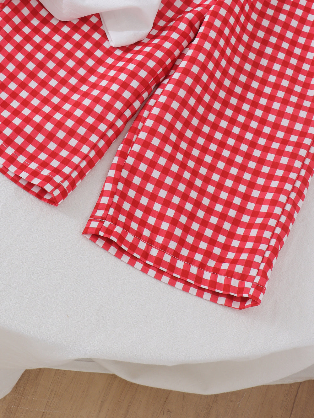 Kids clothing fashion children's clothing children's flower pattern white short-sleeved t-shirt red plaidpants