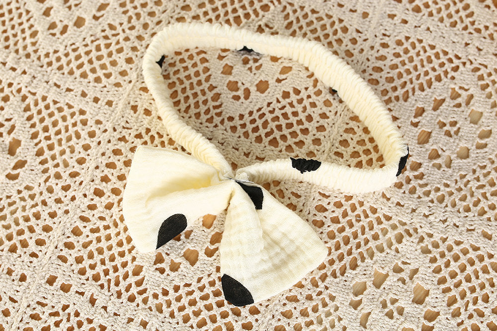 Baby clothes summer thin sleeveless suspender jumpsuit newborn super cute little heart cute bag butt clothes