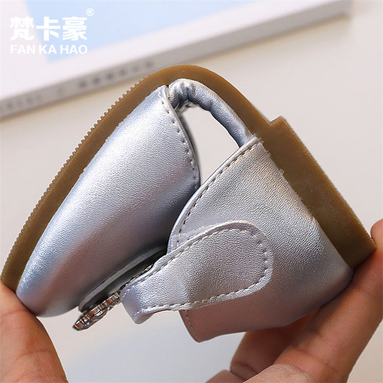 Girls' princess shoes soft sole summer new fashion kids' shoes rhinestone toe cap chanel style sandals student beach shoes