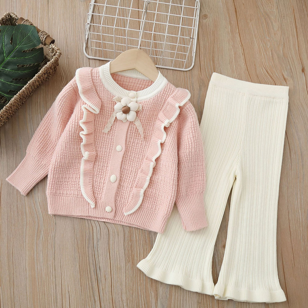 Girls' knitted sweater two-piece set:  autumn/winter new handmade floral cardigan knit outfit for little girls