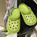 Personalized new arrival rubber and plastic feel fashion men's and women's clogs, lightweight non-slip toe shoes, inner and outer wear sandals