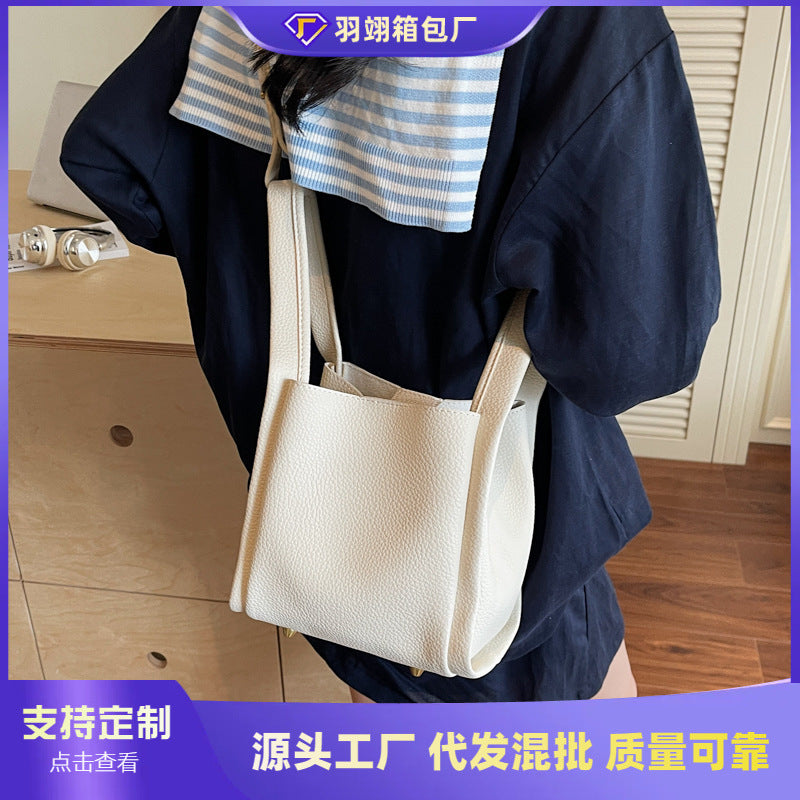 Cross-border high-end foreign gas bucket bag women's 2025 new simple and versatile shoulder messenger bag fashionable small bag