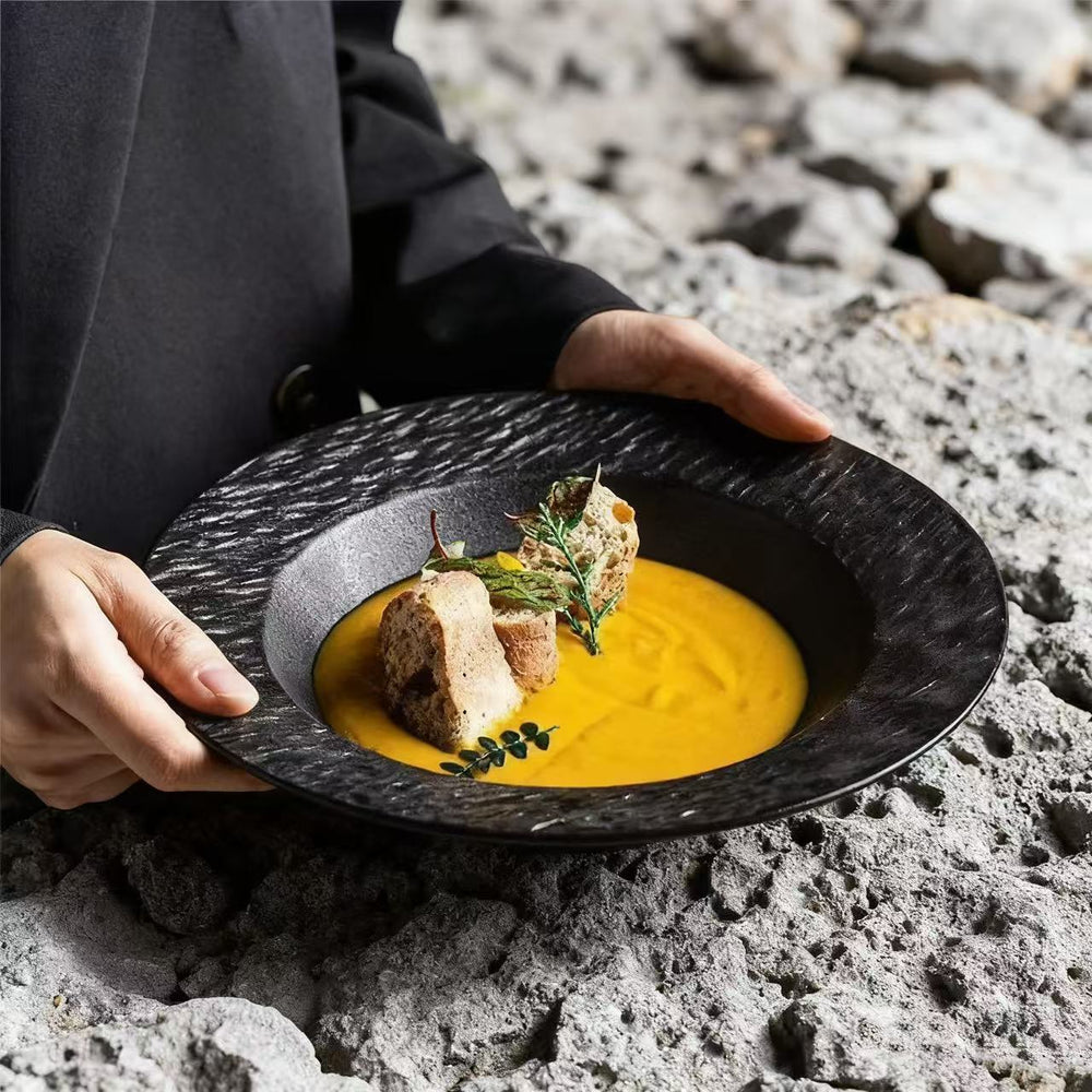 Western-style ceramic dinner plate, pasta, western food, soup plate, frosted stone pattern, black and white hotel french plate, tableware, dinner plate