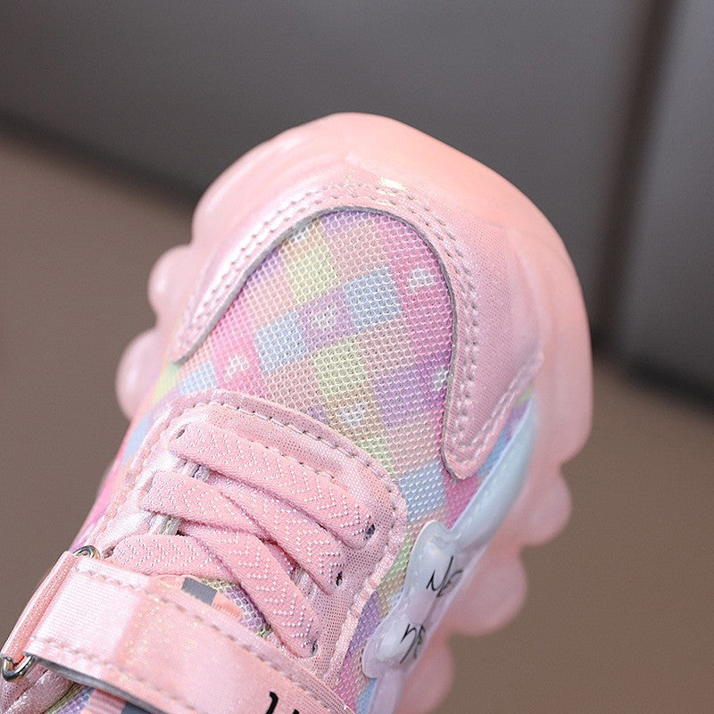 Spring/autumn new cartoon cat light-up sneakers for girls - luminous, breathable mesh casual shoes for toddlers and young children - trendy style