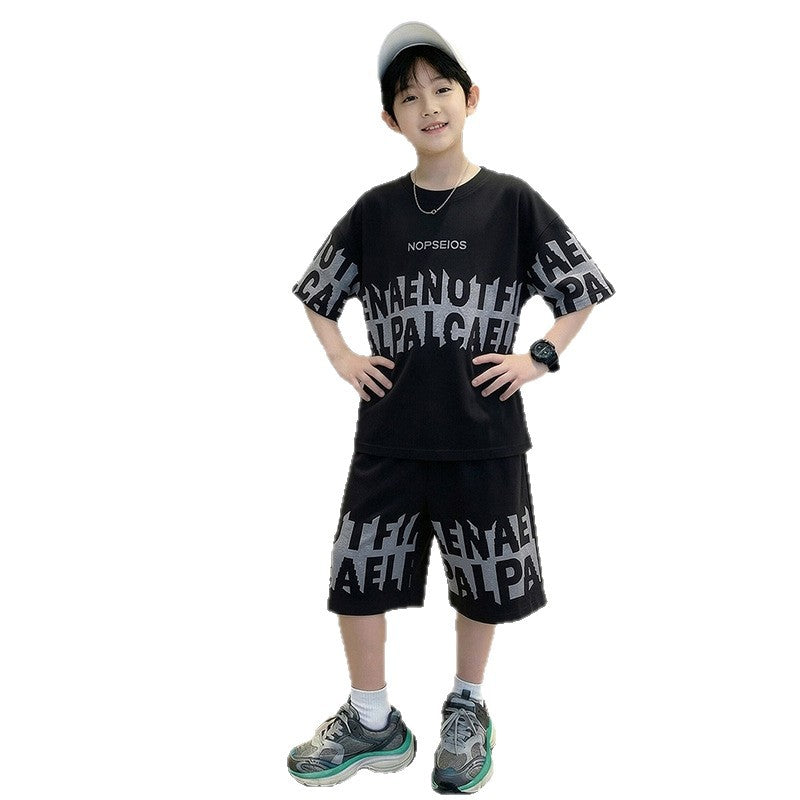 Boys' short-sleeve t-shirt and shorts summer sports set - loose-fit, breathable, casual two-piece outfit for mid-to-large children