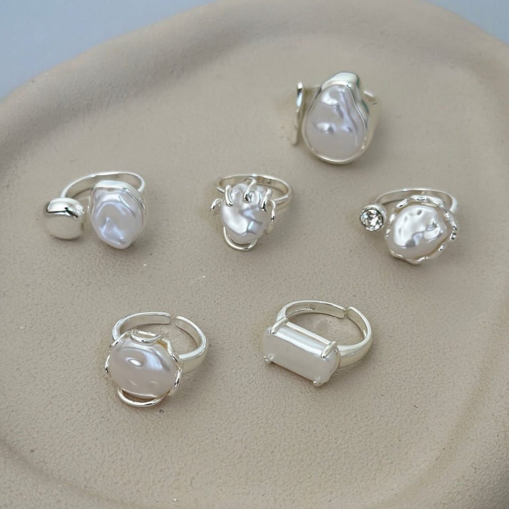 hot-selling baroque imitation pearl rings: vintage chic, versatile, irregular shaped ring set