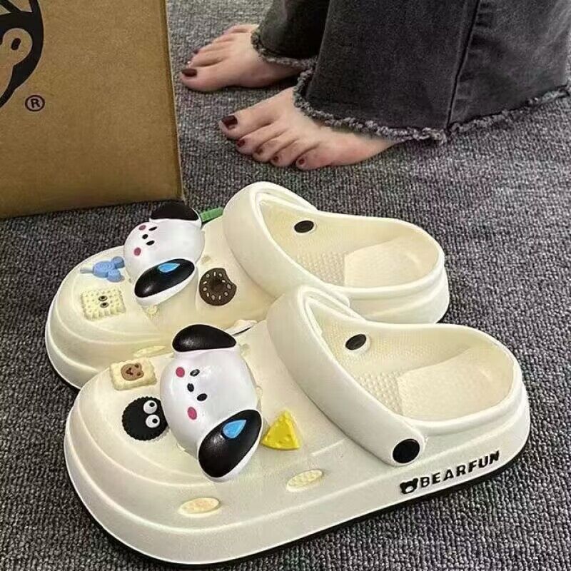 Thick solediycute cartoon clogs women's summeroutwearplatform shoes toe-cap half slippers student easiest for match beach shoes