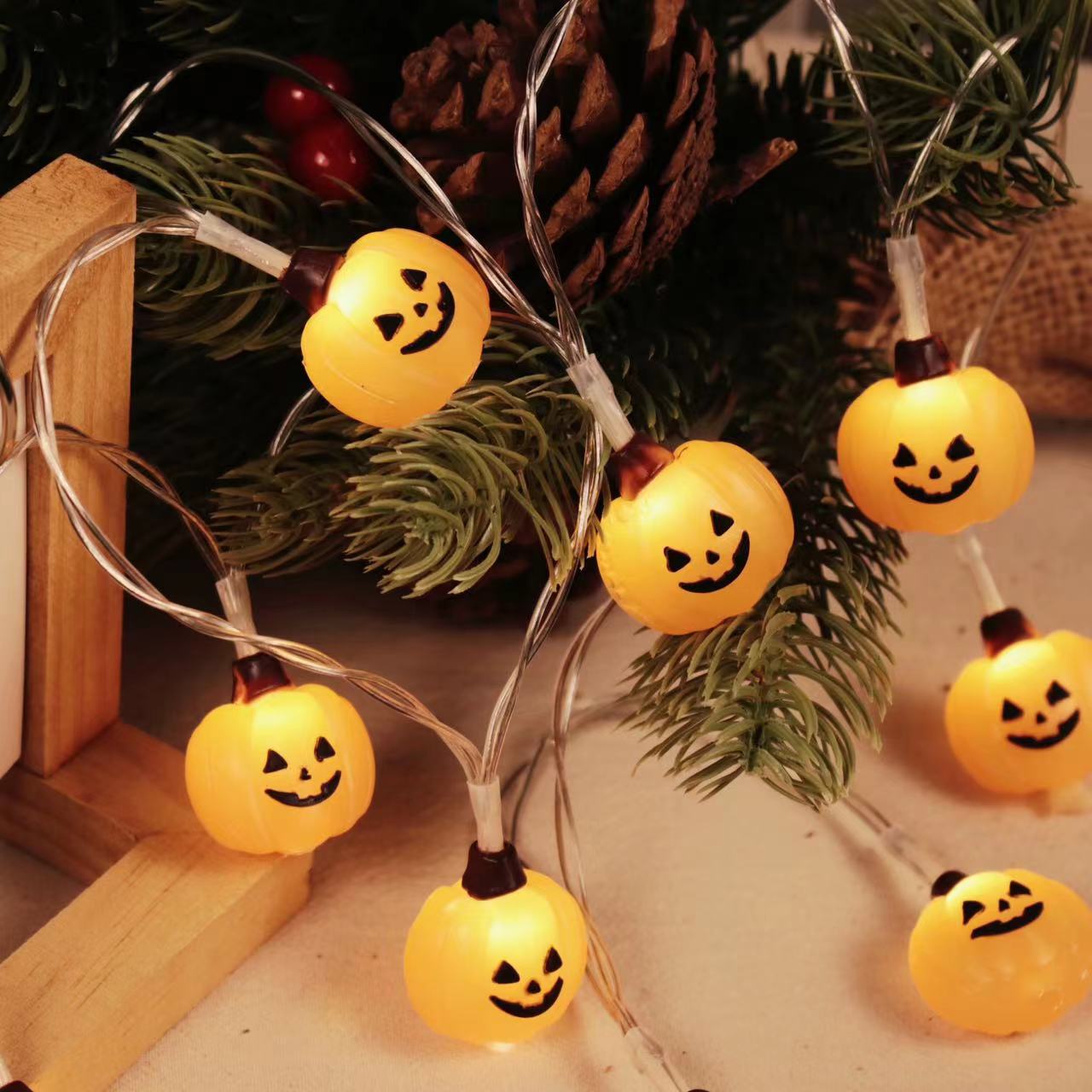 Cross-border led Halloween light string pumpkin flash lights ghost festival lights hanging lights horror decoration skull string lights battery