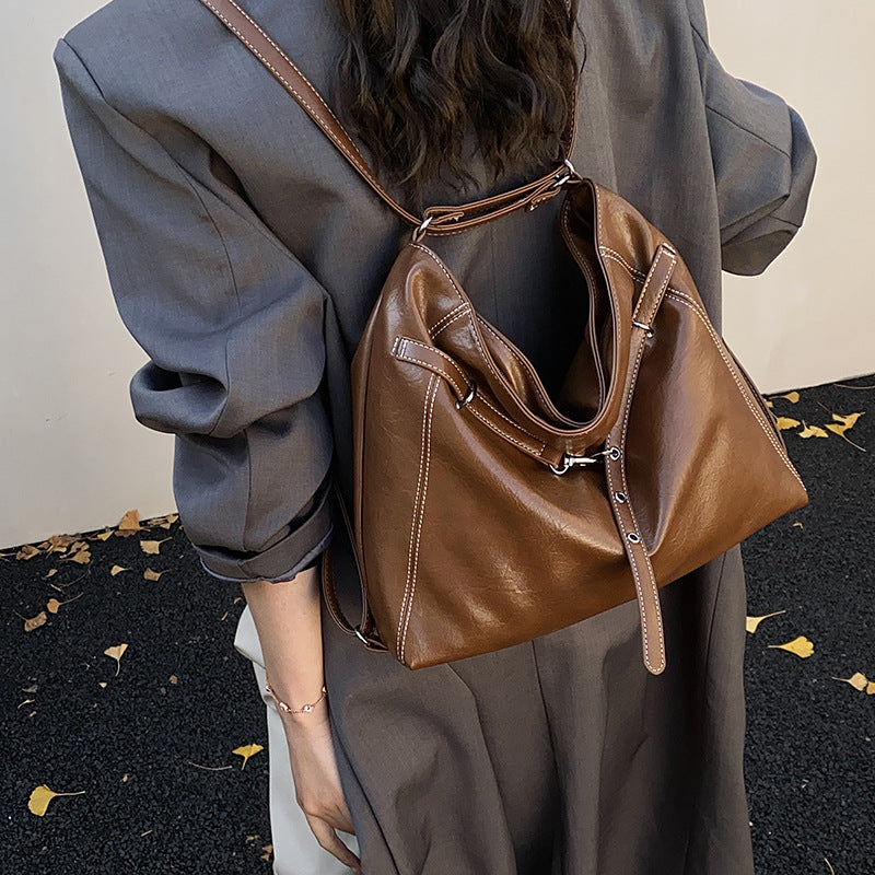 High-end retro women's backpack 2025new arrivaltrendyfall and wintereasiest for matchlarge capacitywork clothing shoulder tote bag
