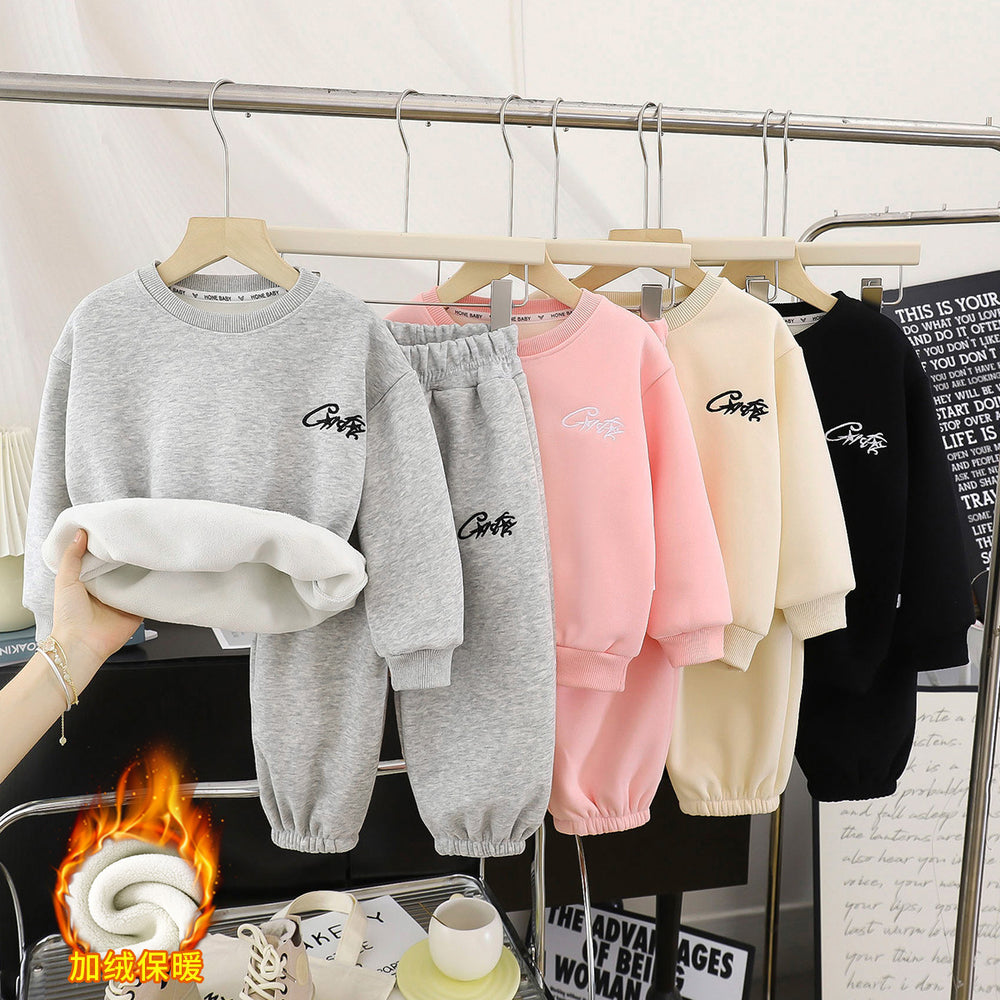 Kids' fleece-lined sweatshirt set: stylish two-piece tracksuit for boys and girls, autumn/winter collection, korean style