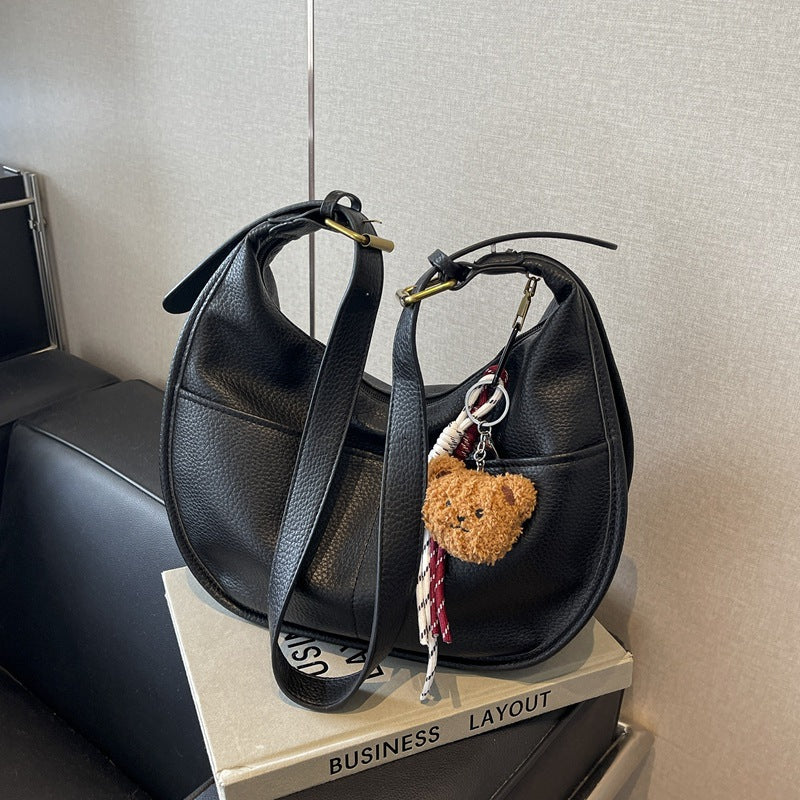 Autumn Internet celebrity explosion 2025 Korean version of the new fashion Mori dumpling bag simple and versatile casual messenger shoulder bag