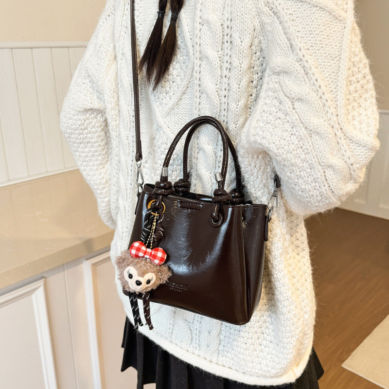 High-quality chic women's bag 2025 new arrival - trendy versatile shoulder & crossbody bag, fashionable leather tote bucket bag