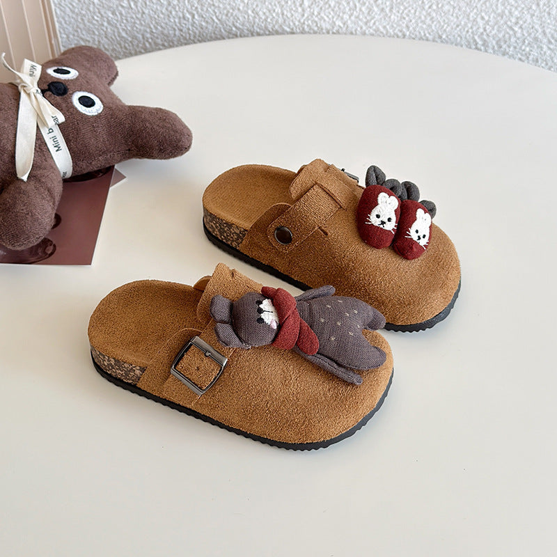 2025 spring/autumn new cartoon birkenstock-style shoes for girls: retro soft-soled, cute closed-toe, warm outdoor slippers