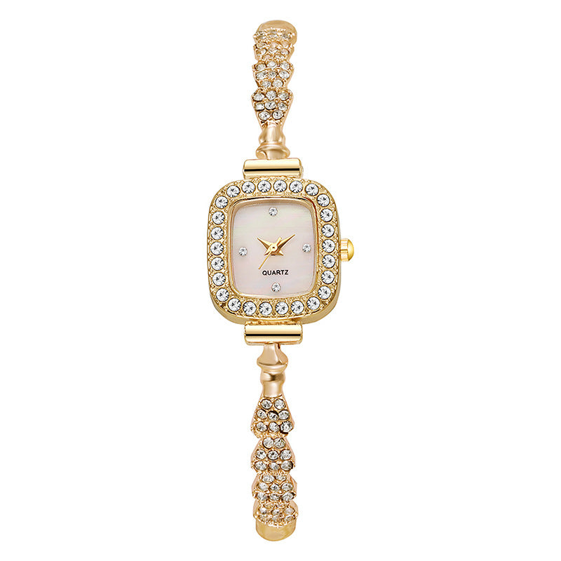 new small square quartz watch for women, elegant ladies' bracelet watch, suitable for middle and high school students