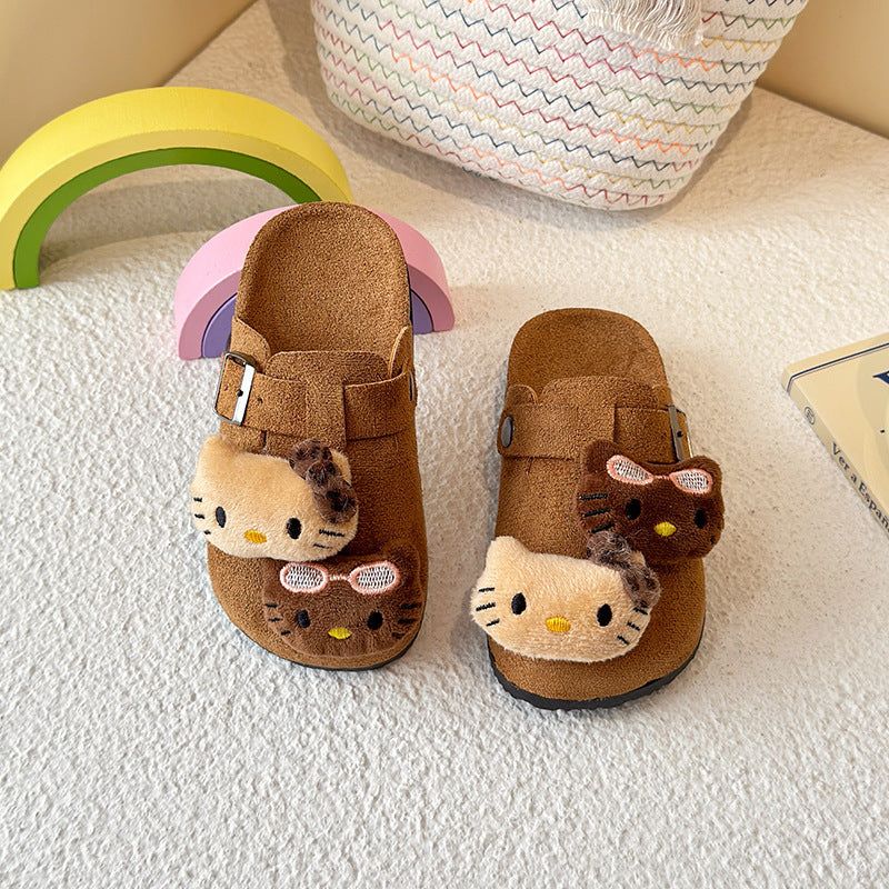 New half-slippers for girls, birkenstock-style outdoor wear, 2026 spring/autumn cartoon anti-slip comfortable birkenstock-style closed-toe shoes